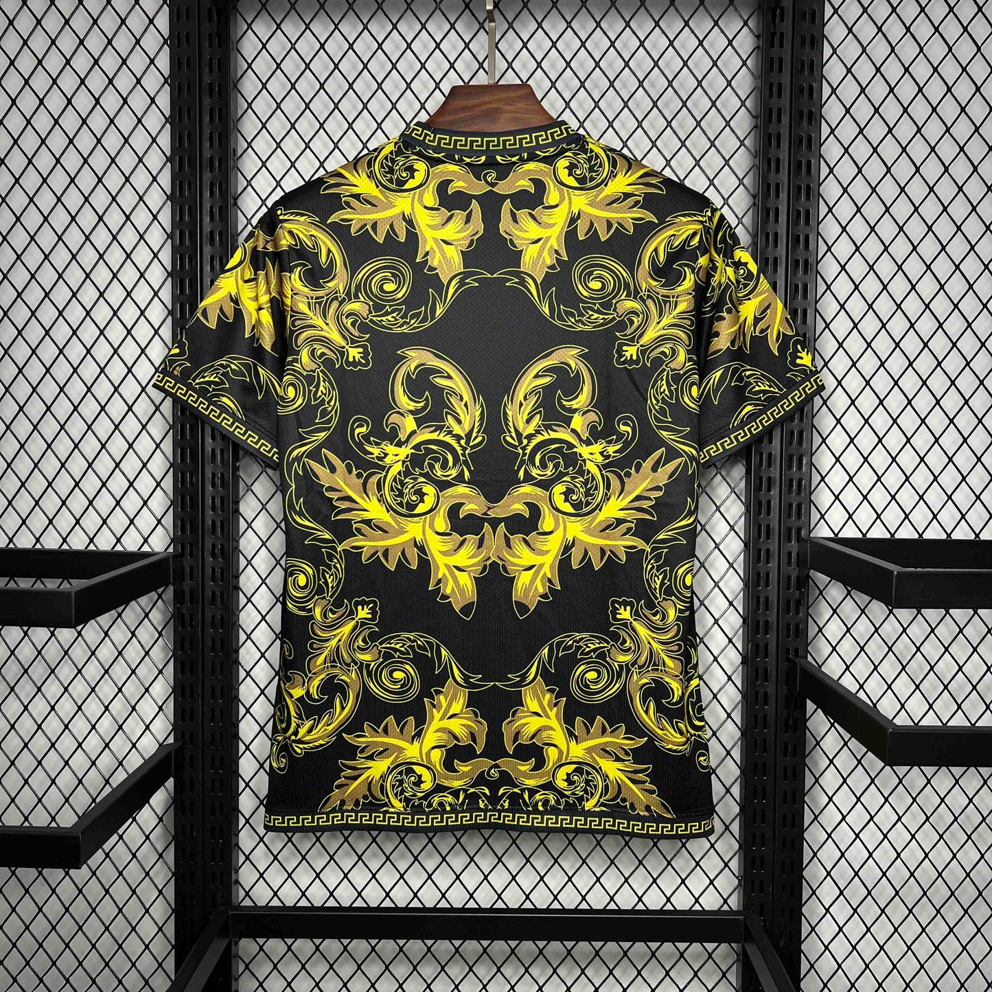 Italy X Versace Yellow Kit