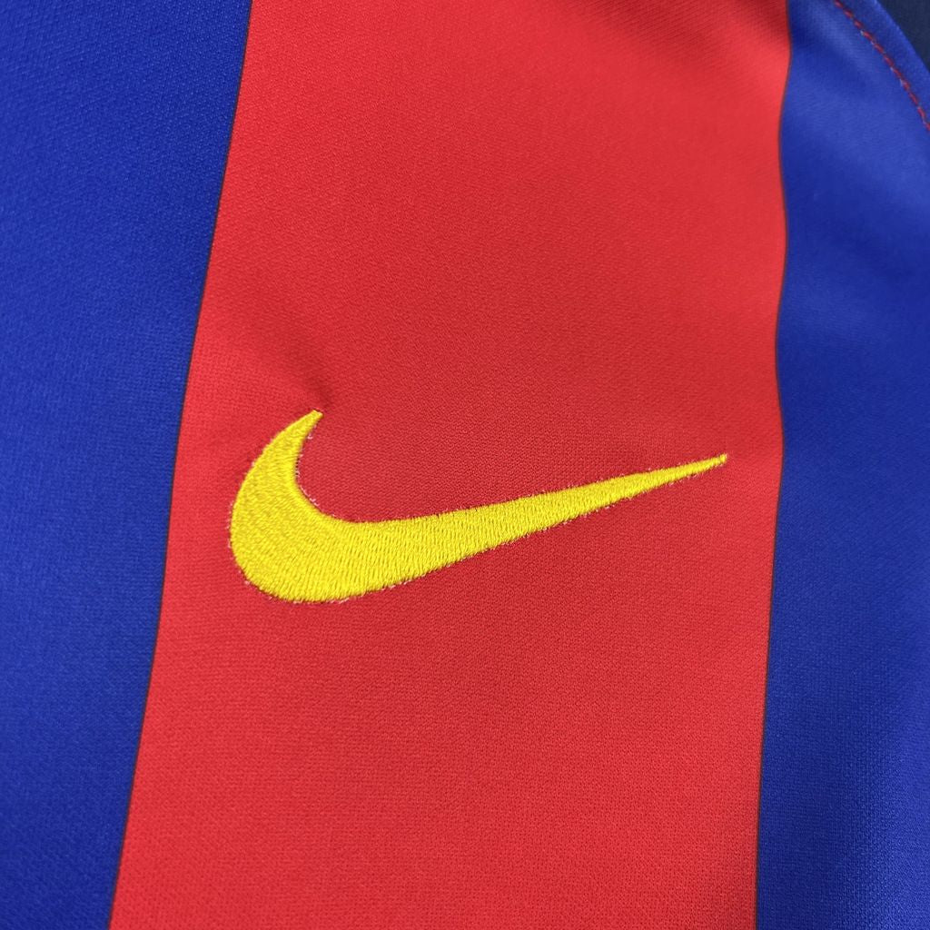 Barcelona 03/04 Home Kit