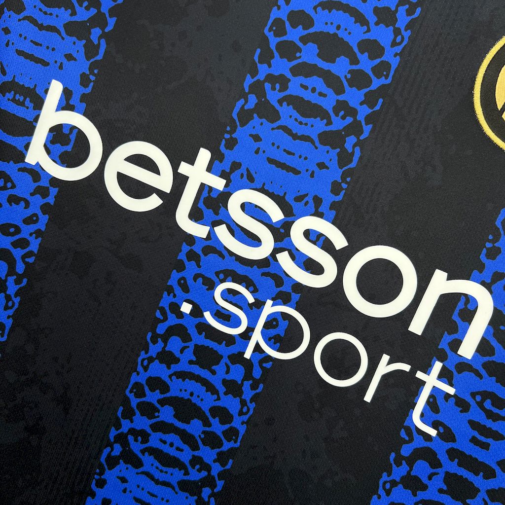 Inter The Serpent Kit