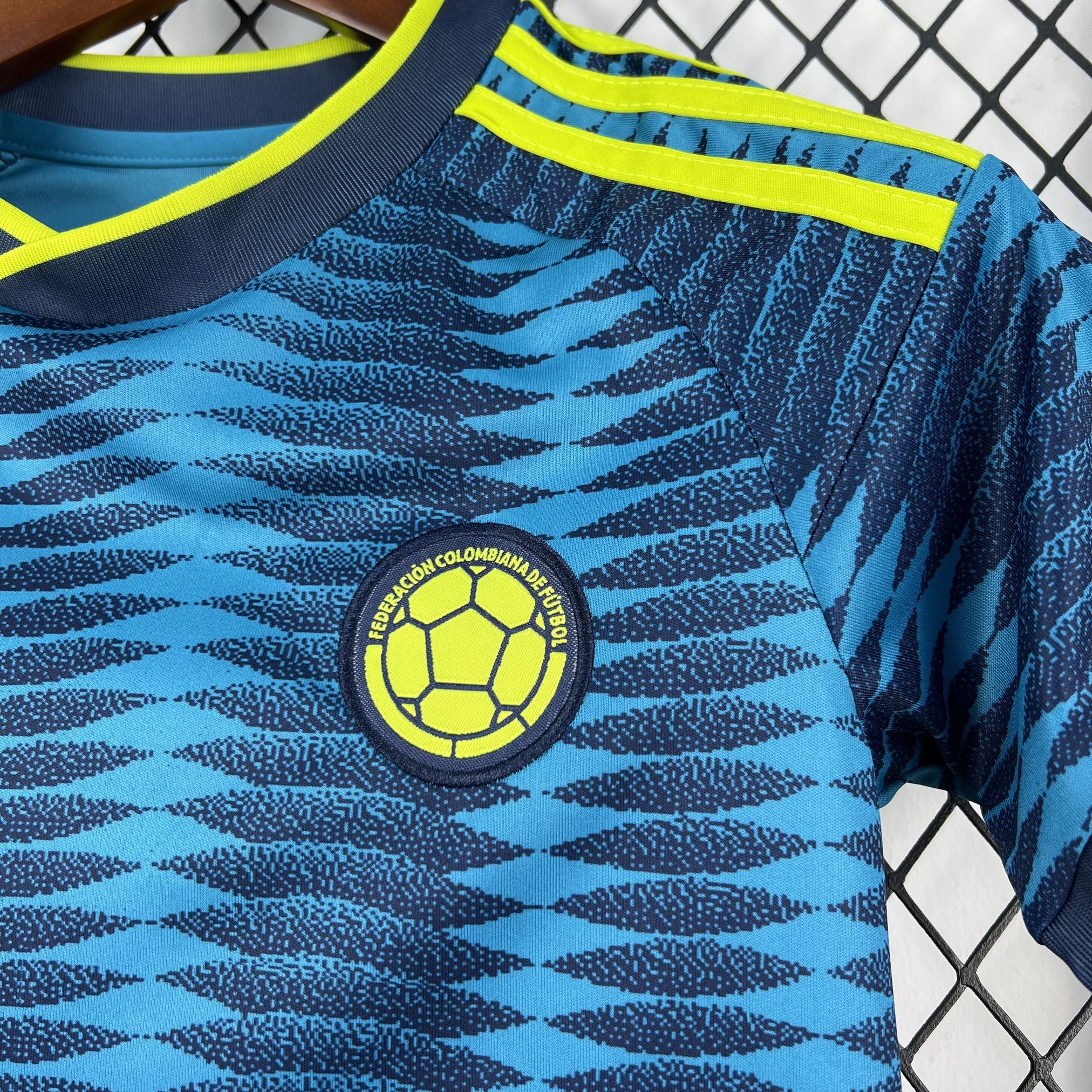 Colombia 2026 Away Kids size