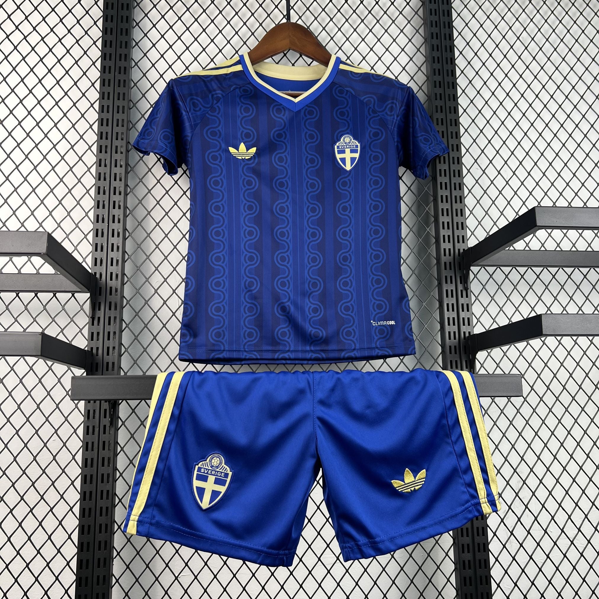 Sweden 2026 Away Kids size
