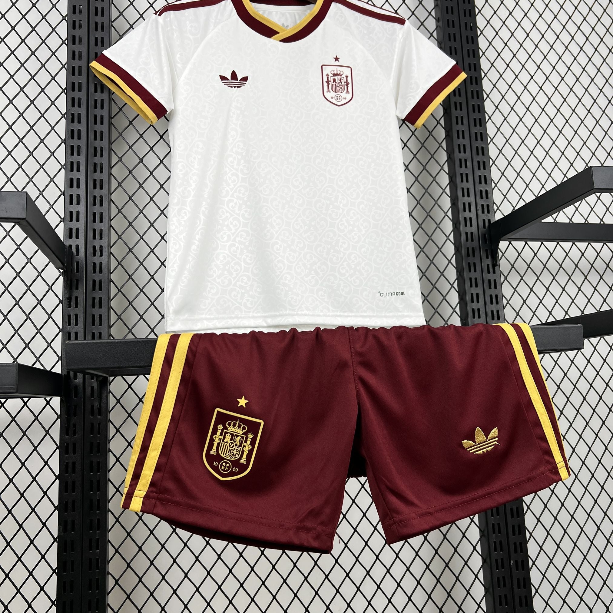 Spain 2026 Away Kids size