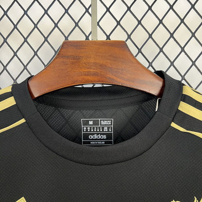 Liverpool Black Gold Kit