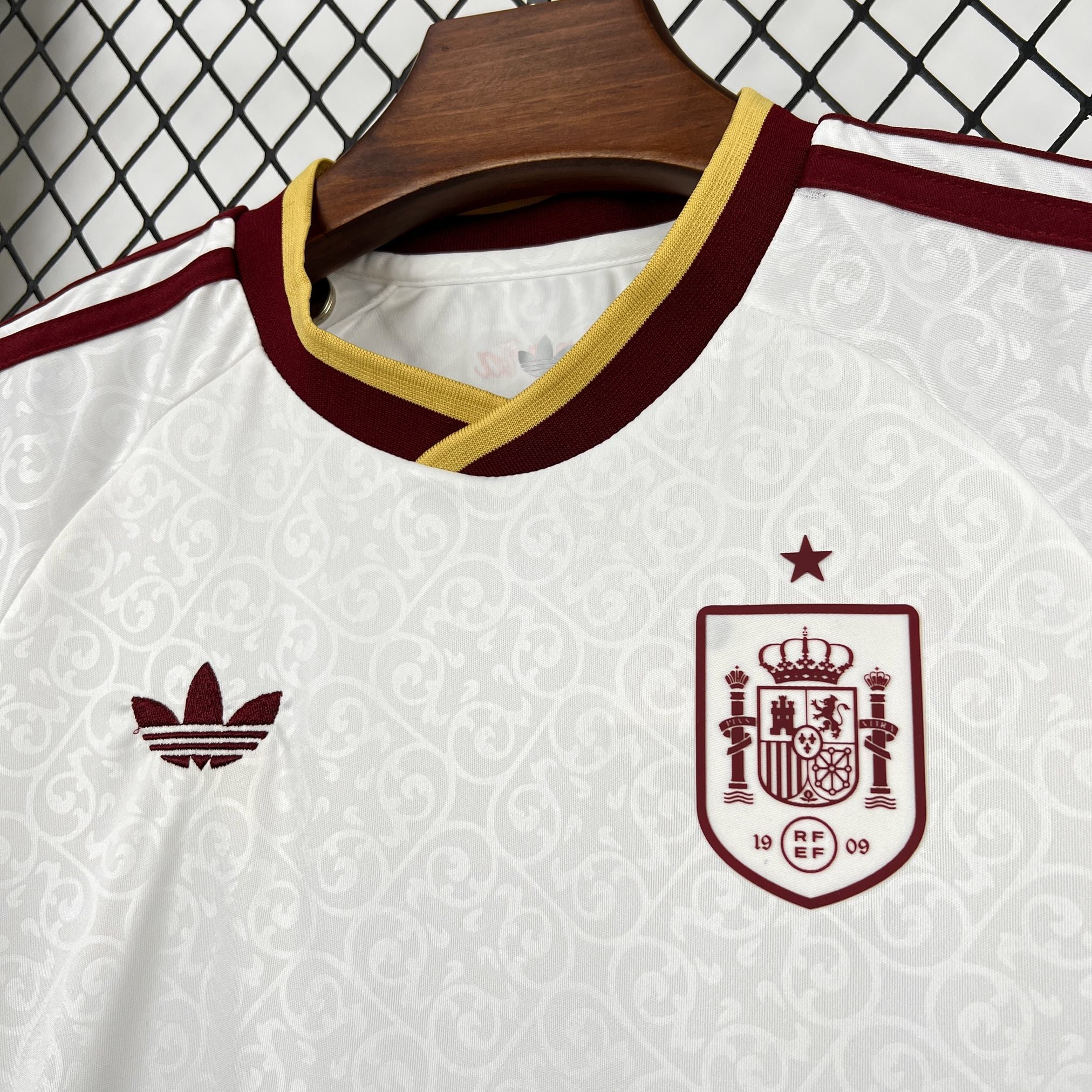 Spain 2026 Away Kids size