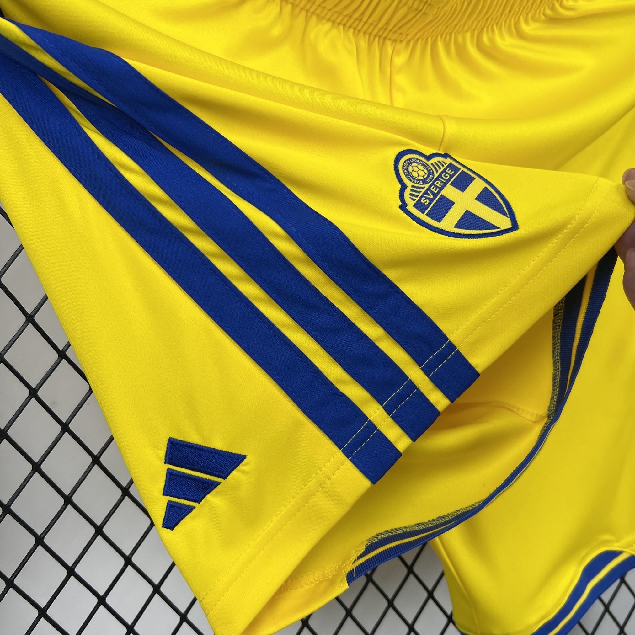 Sweden 2026 Away Shorts