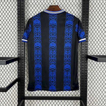 Inter The Serpent Kit