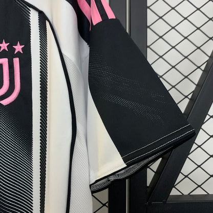 Juventus 25/26 Home Kit