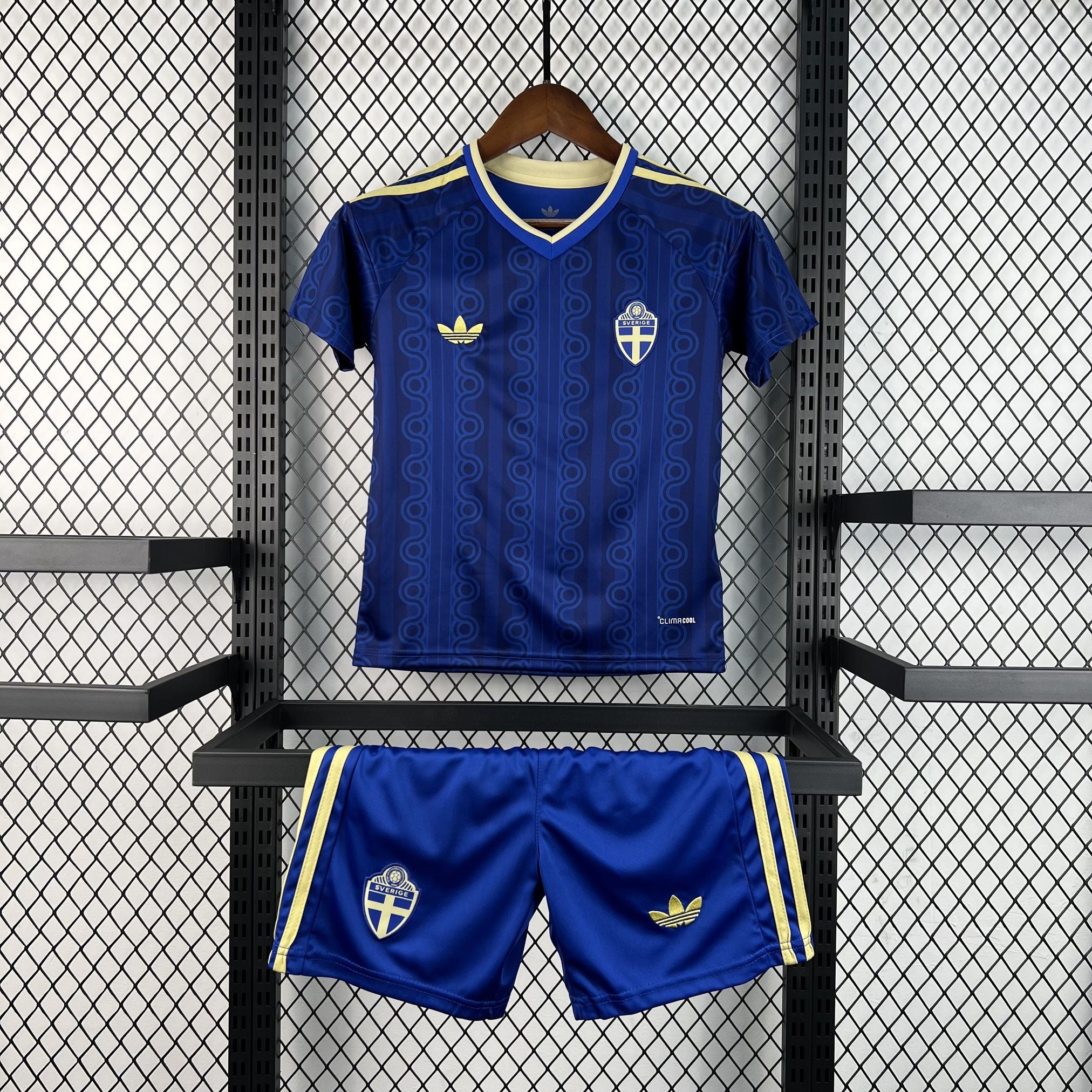 Sweden 2026 Away Kids size